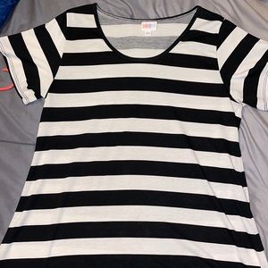 Lularoe T-shirt